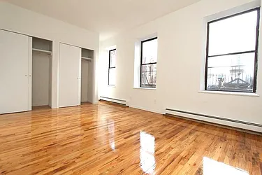 Rented by Manhattan Spaces