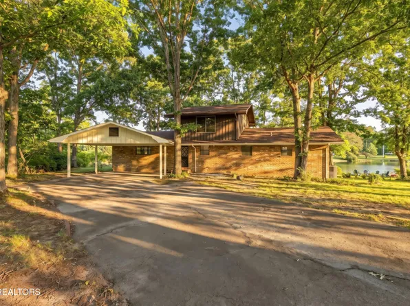 2024 Cravens Dr, Crossville, TN 38572