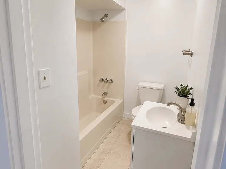 27 Mountain Ave #1 — Photo 11