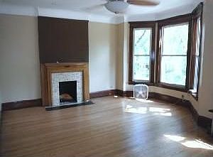 3rd image of 5342 S Greenwood Ave APT 2