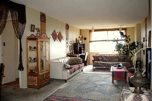 Sold by Landmarc Group | media 4