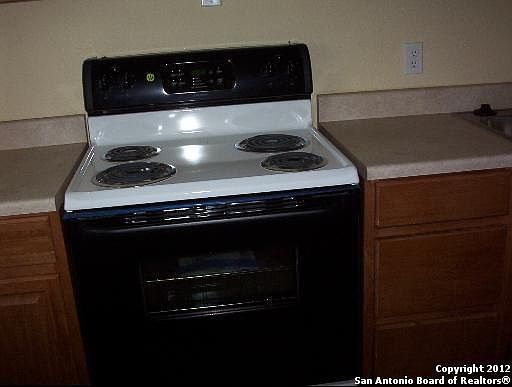 4th image of 6611 Southpoint St #C112