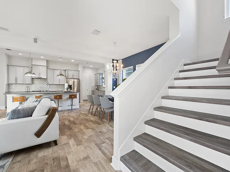 56 Burlcrest Ct — Photo 32