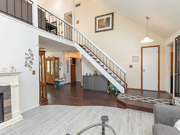 5th image of 6 Hanover Pl