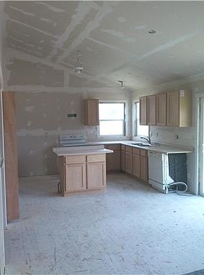 4th image of 609 Hearthstone Dr NW