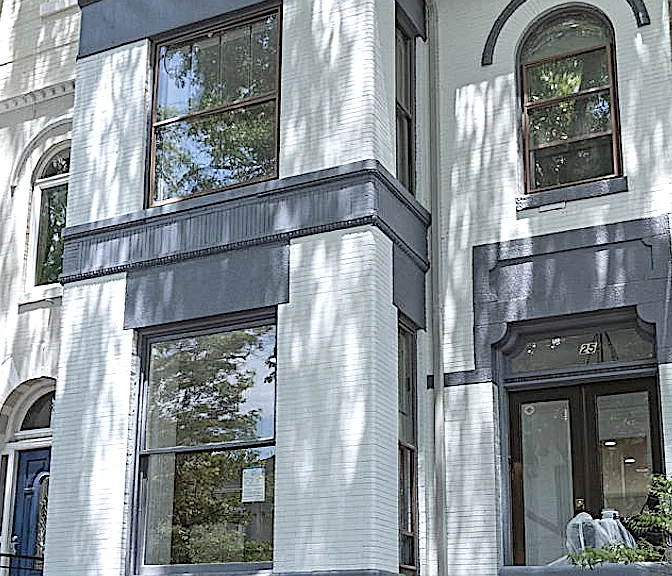 25 Quincy Pl NW — Photo 1