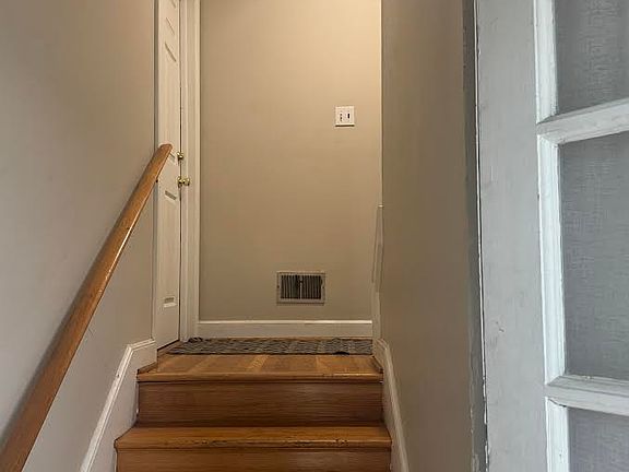 3rd image of 311 Forrest Ave APT B