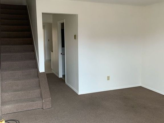 3rd image of 8 Royal Crest Dr #C