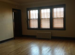 6405 18th St APT 6, Berwyn, IL 60402