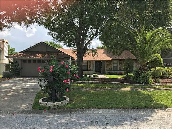 2nd image of 1625 Shady Leaf Dr