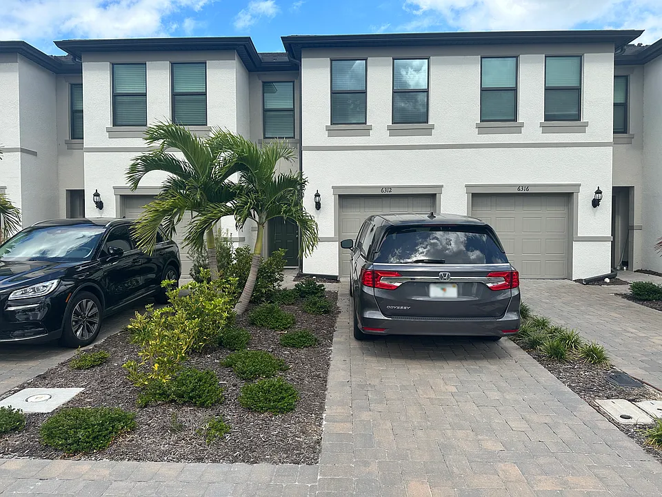 6312 Silverstar Dr