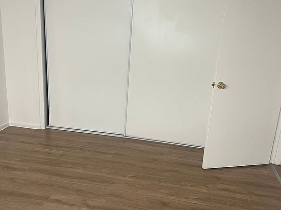 5th image of 3101 S Canfield Ave APT 2