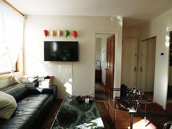 5th image of 149 N 6th St #2R