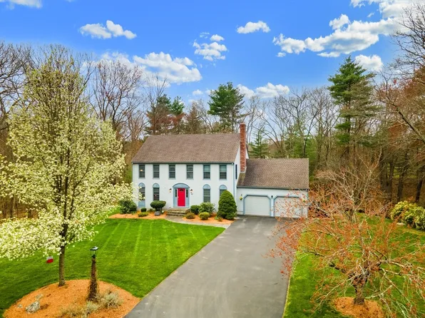 15 Castle Rd, Norfolk, MA 02056