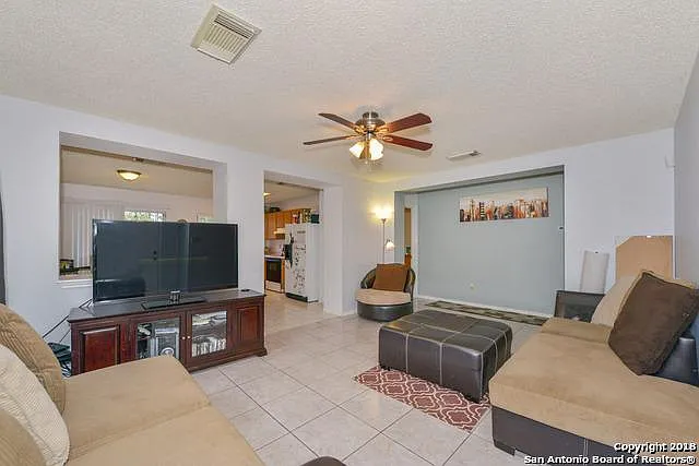 9814 Alisa Brooke — Photo 3