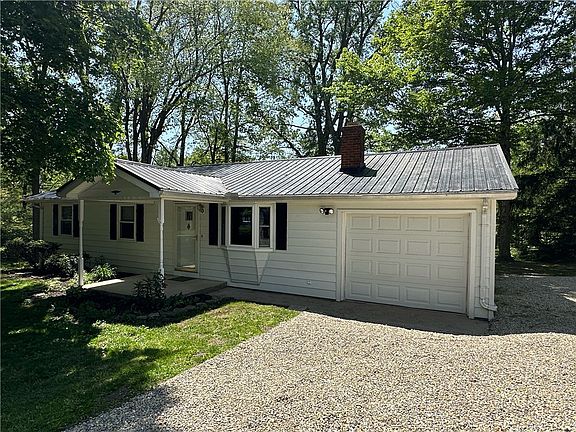2nd image of 3690 North Dr