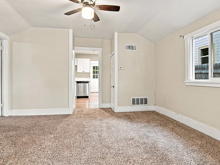 1338 Iola St — Photo 5