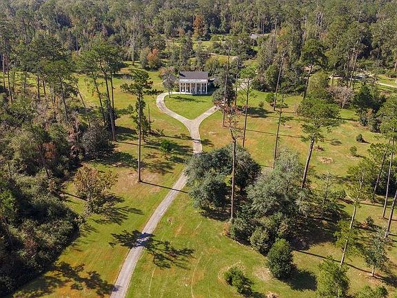 4th image of 10296 Highway 190 W