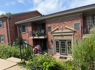 1010 Chatham Park Dr APT E, Pittsburgh, PA 15216