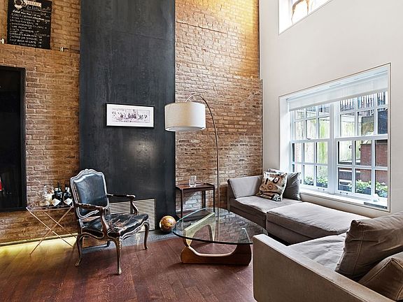 2nd image of 454 W 20th St #1