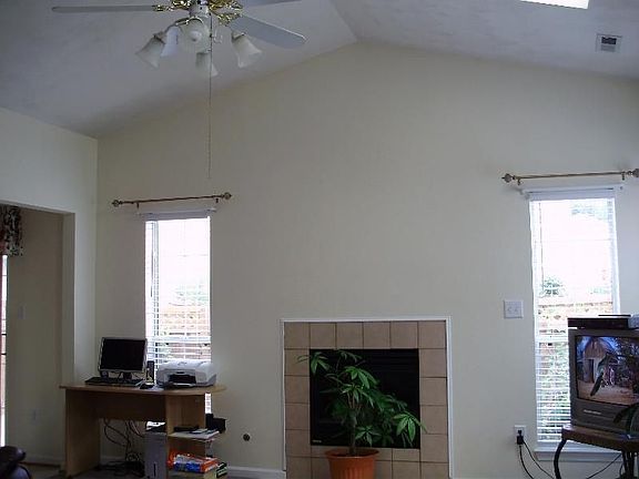 2nd image of 128 Chanticlair Dr