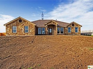 4017 Joe Bozon Dr, Salado, TX 76571