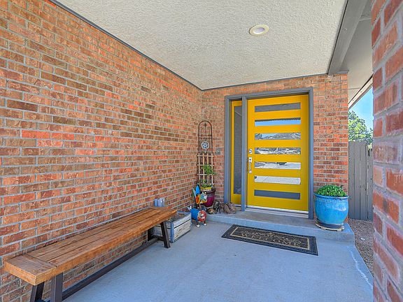 5th image of 1612 La Cabra Ct SE