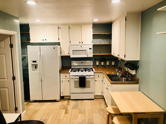2nd image of 697 Elder Ave