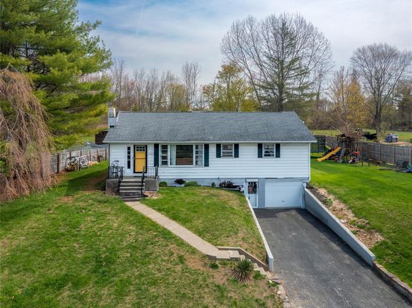 41 Hillside Avenue, Wingdale, NY 12594