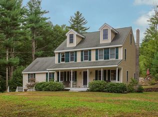 25 Mount Jefferson Rd, Hubbardston, MA 01452