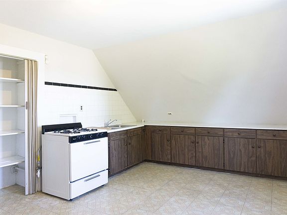 21 Shepard St. #3 Boston - Brighton Shared Unit Photo 2