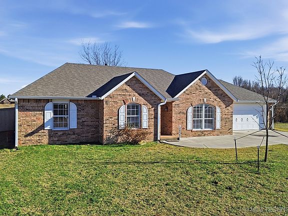 2nd image of 18777 S Birch Hollow Way