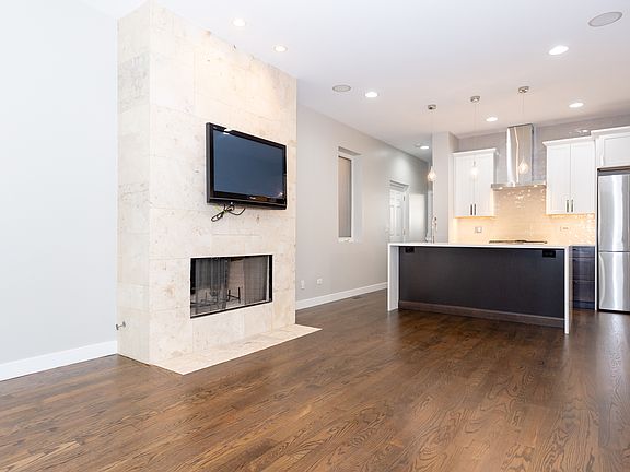 3rd image of 2502 W Haddon Ave #1