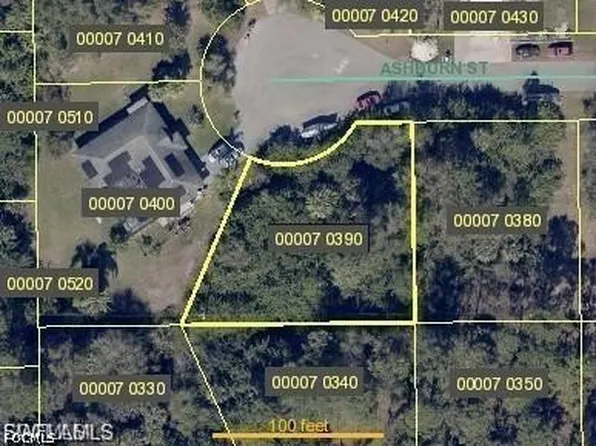 2905 Ashburn St, Lehigh Acres, FL 33972