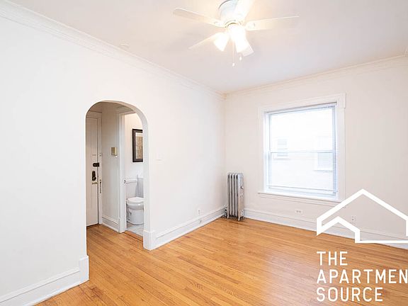 5th image of 6347 N Magnolia Ave #2L