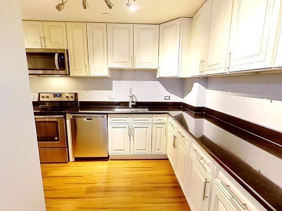 5th image of 4250 N Marine Dr APT 311