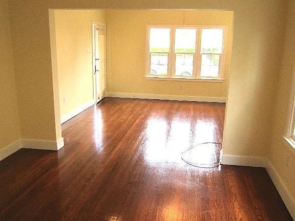 2nd image of 29 N 3rd St #29