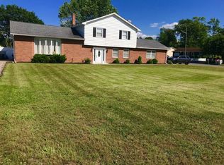 903 S Main Rd, Vineland, NJ 08360