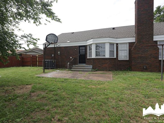 5th image of 1812 Whitman Rd