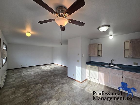 3rd image of 1018 Howard Ave APT 7