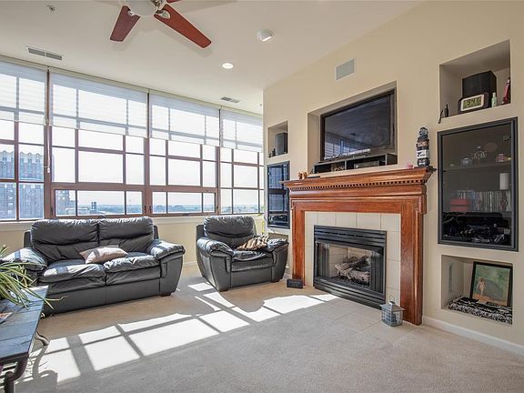 4th image of 400 S 14th St APT 1203