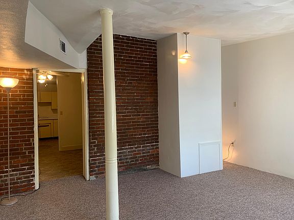 3rd image of 47 W Main 48 W Church St #3
