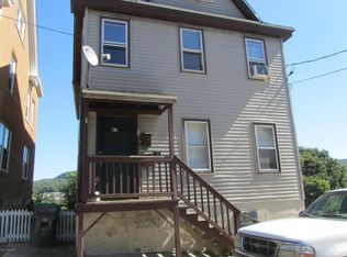 63 Hunter St, Tamaqua, PA 18252