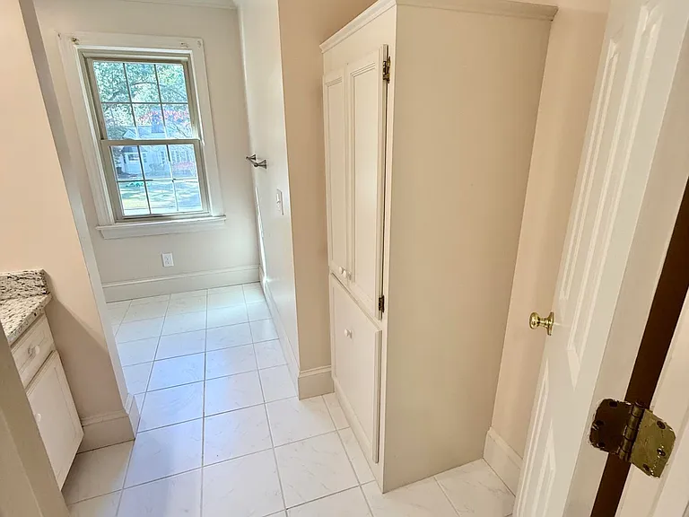 703 Daventry Dr — Photo 44