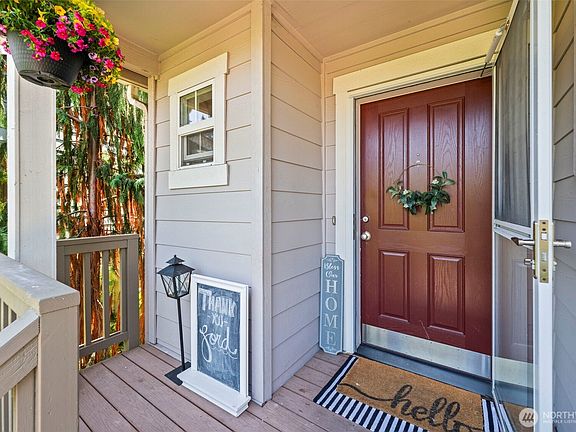 3rd image of 13122 81st Avenue Ct E
