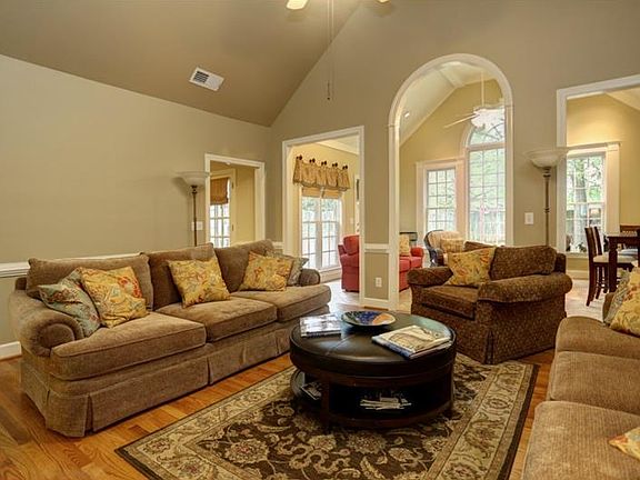 5th image of 110 Lockbridge Ct