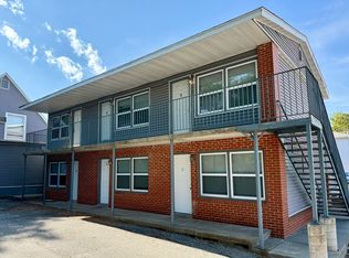 621 S Dodge St APT 9, Iowa City, IA