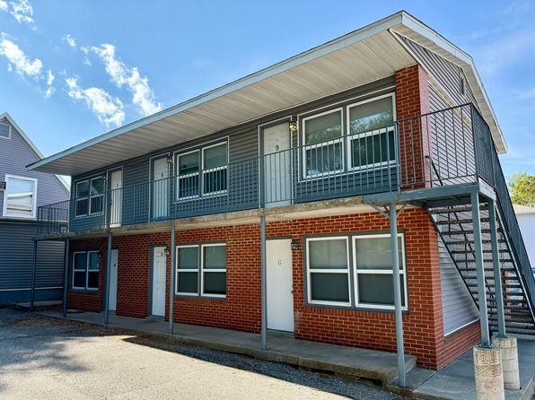 621 S Dodge St APT 9