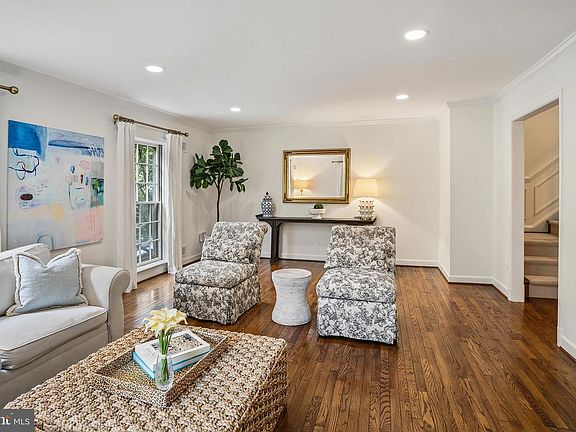5th image of 5115 Westbard Ave #1