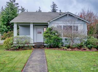 2219 26th St, Anacortes, WA 98221